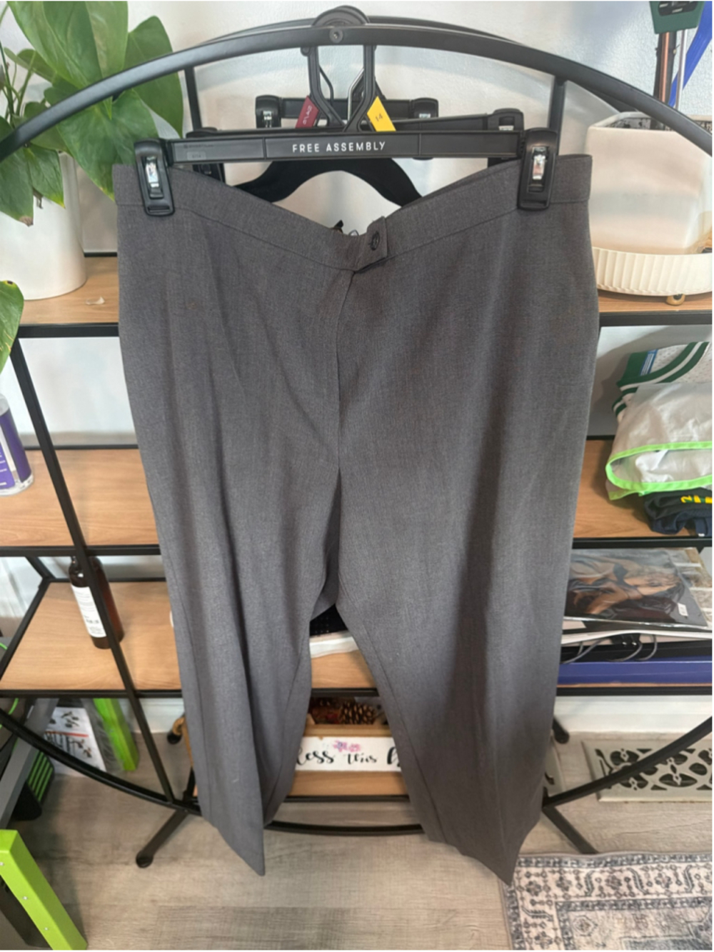 Women's Briggs New York Gray Trousers Size 18